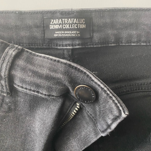 Zara High Waisted Distressed Jeans, Size 4 - Picture 3 of 7